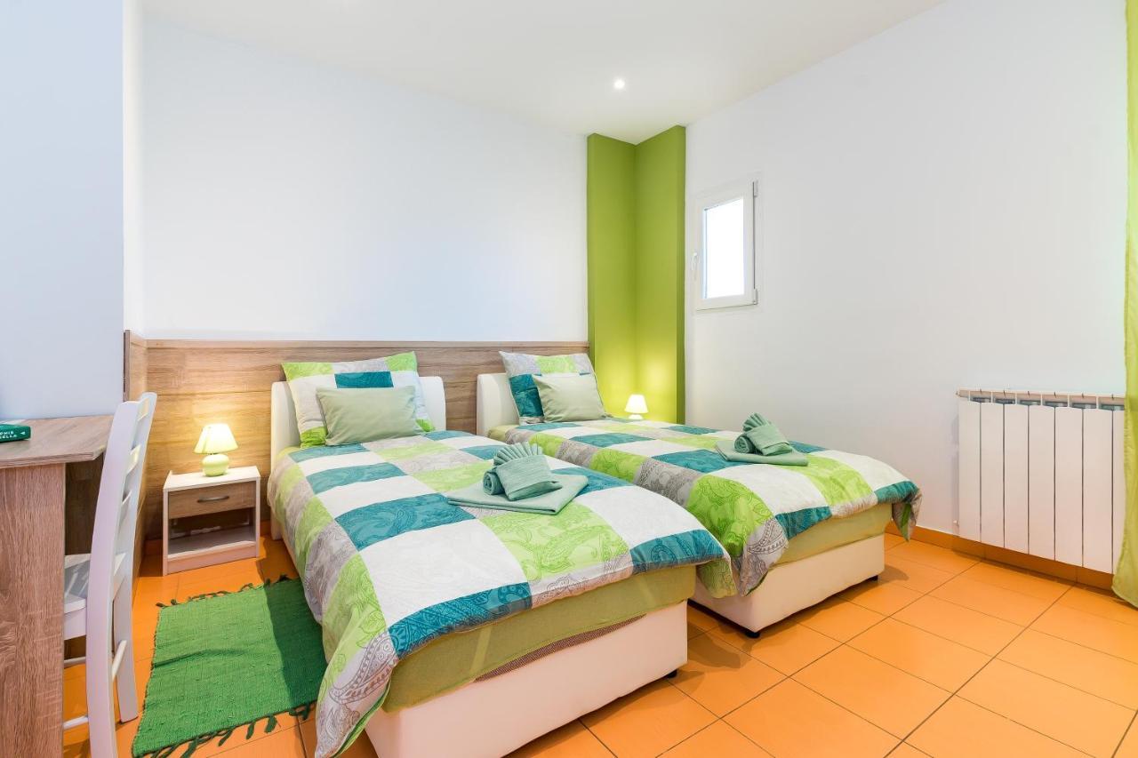 Guest House Slatki Snovi Knin Eksteriør bilde