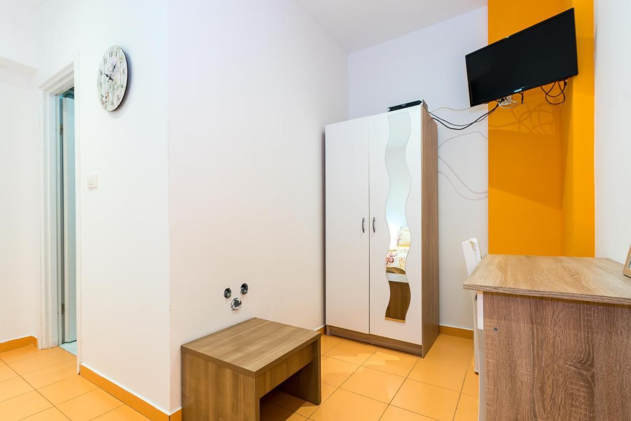 Guest House Slatki Snovi Knin Eksteriør bilde