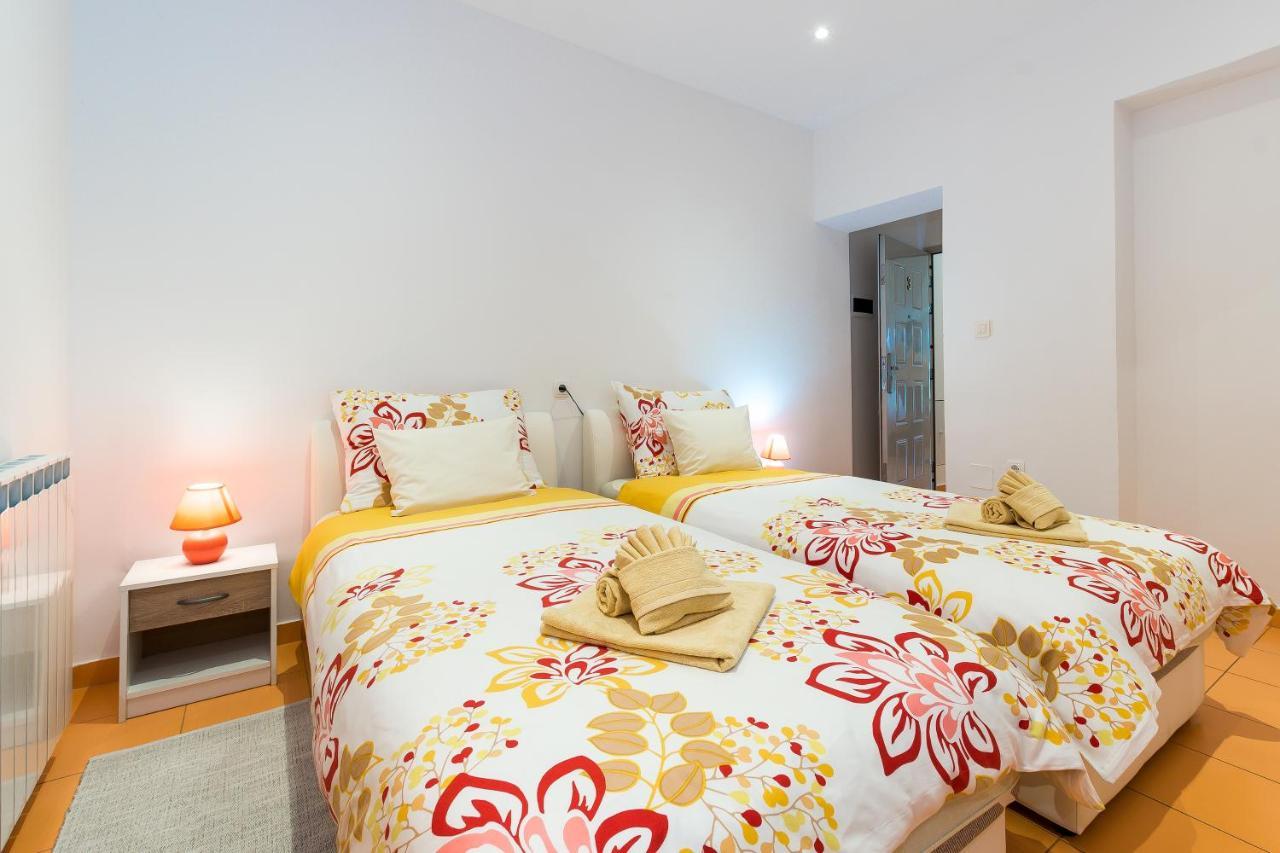 Guest House Slatki Snovi Knin Eksteriør bilde