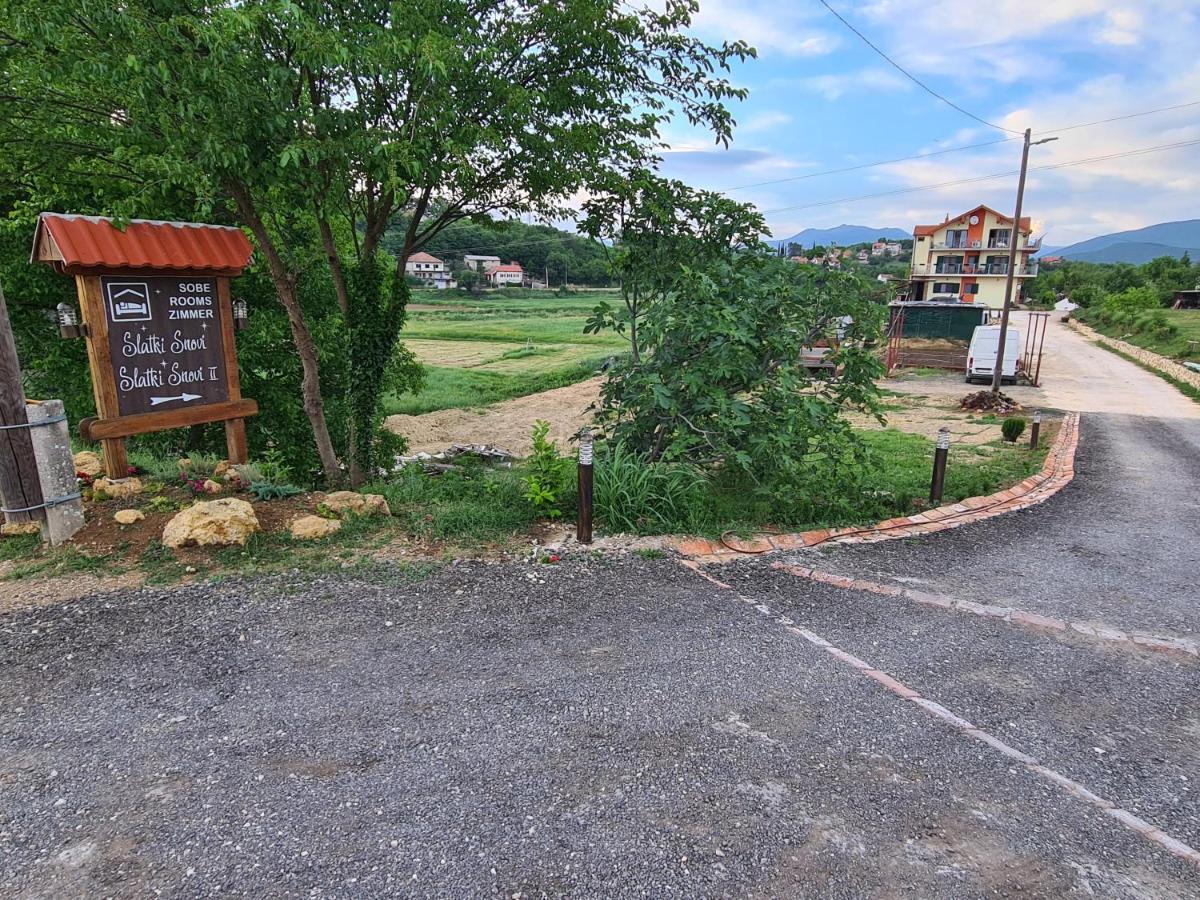 Guest House Slatki Snovi Knin Eksteriør bilde